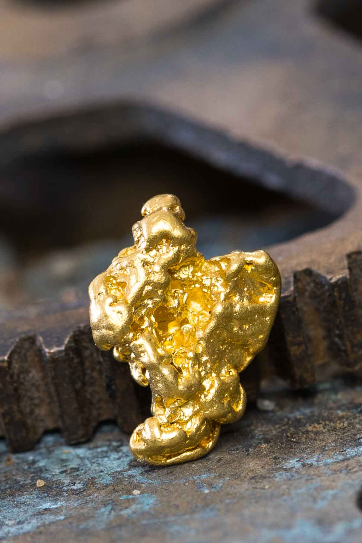 "Hooked" Triangle - Natural Gold Nugget from Park County, CO